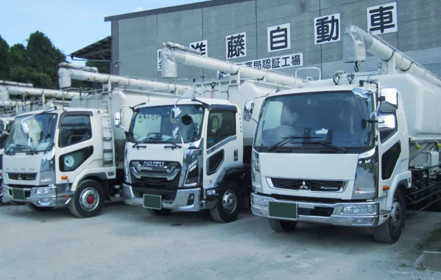 トラックの画像